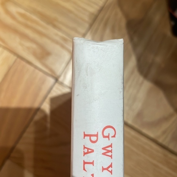 Gwyneth Paltrow My Father’s Daughter Cookbook - Picture 5 of 5